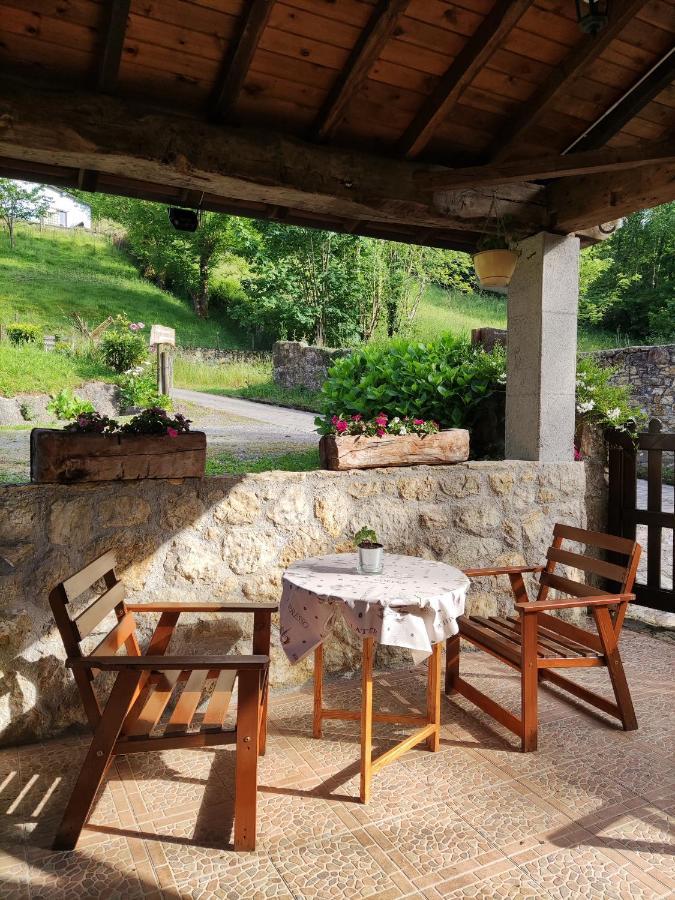 Apartamentos Rurales La Caviana Onís 외부 사진