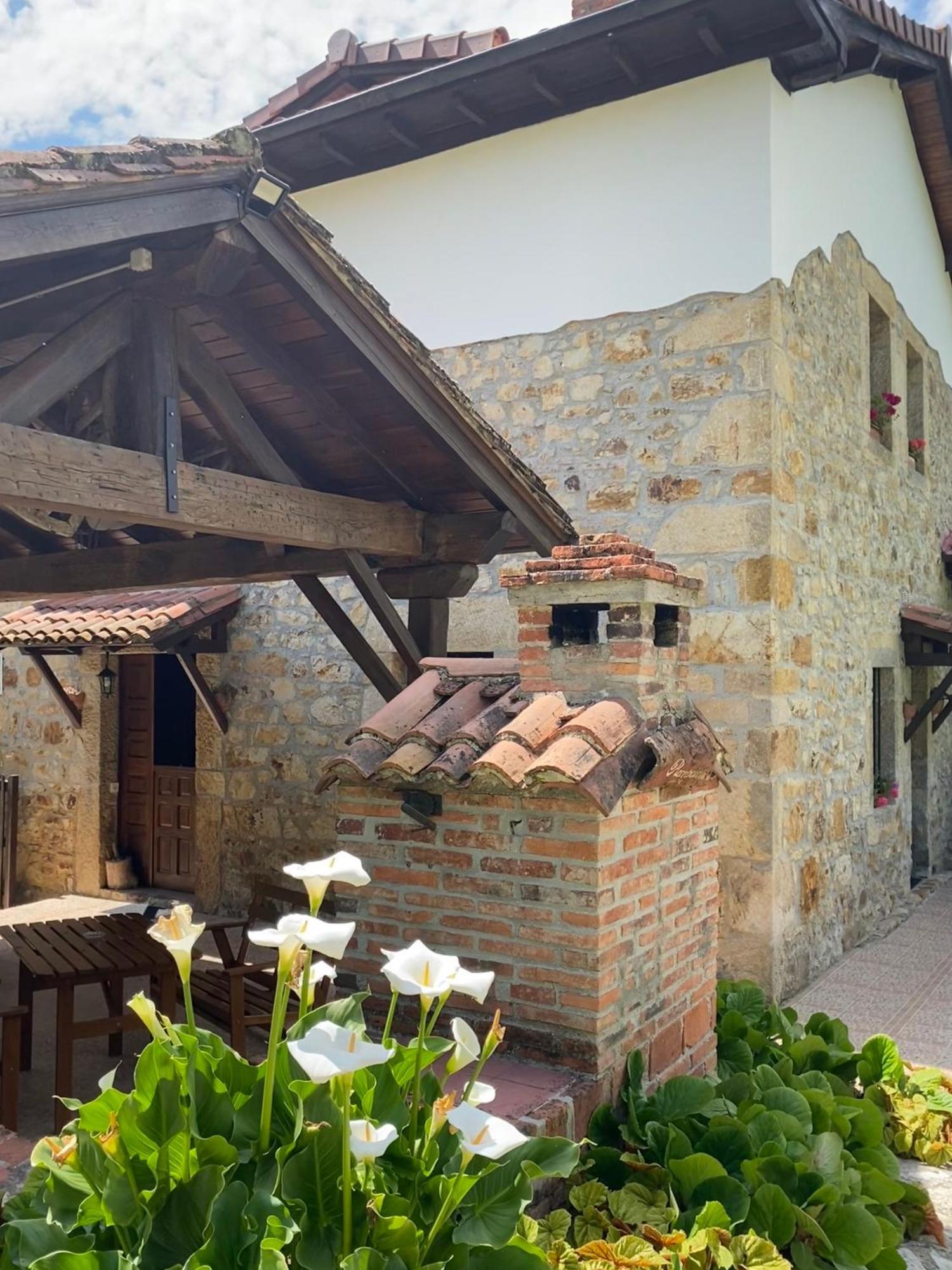 Apartamentos Rurales La Caviana Onís 외부 사진