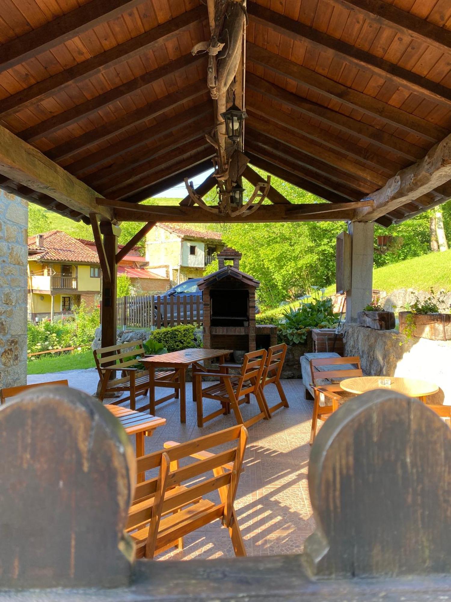 Apartamentos Rurales La Caviana Onís 외부 사진