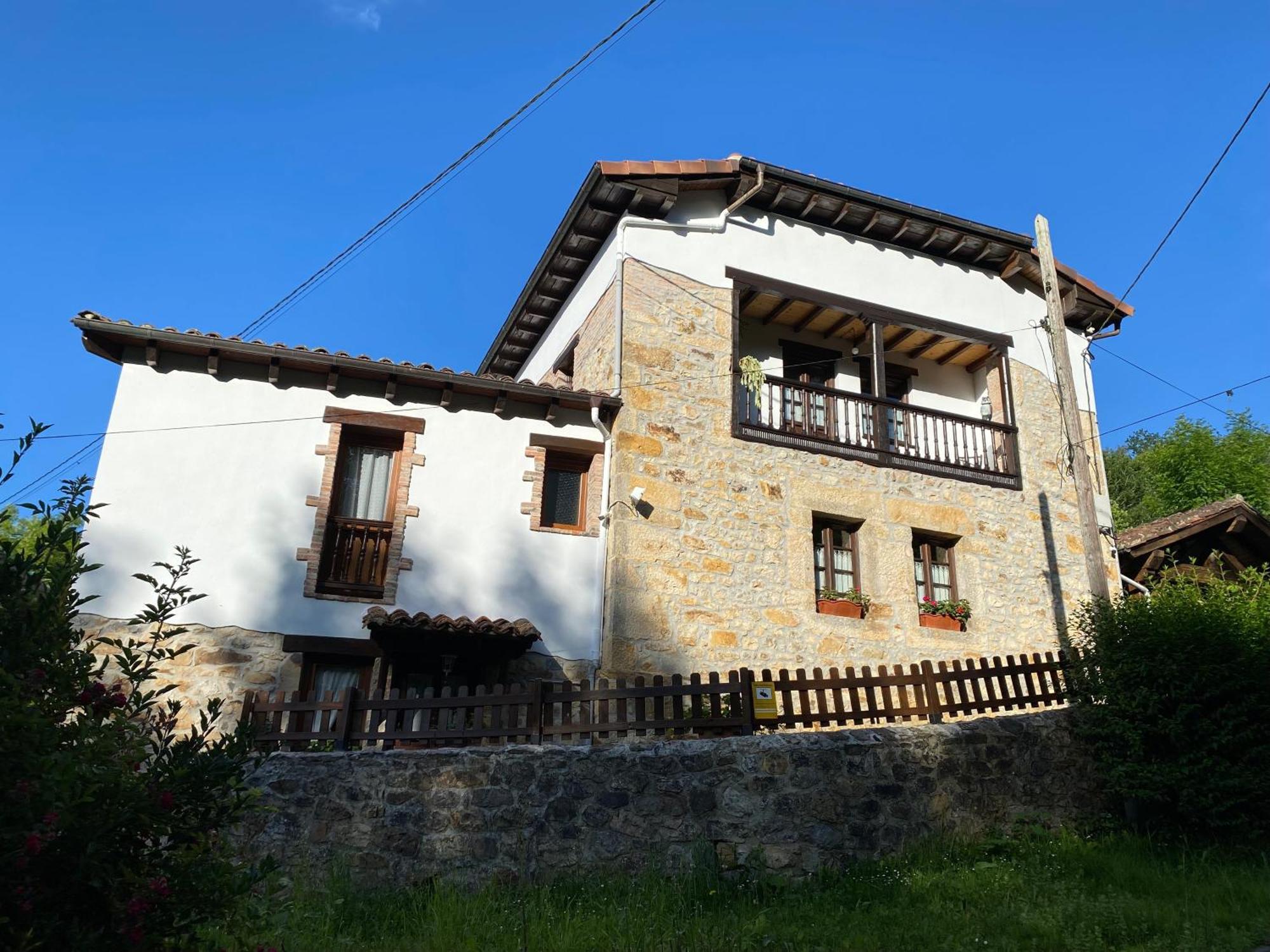 Apartamentos Rurales La Caviana Onís 외부 사진