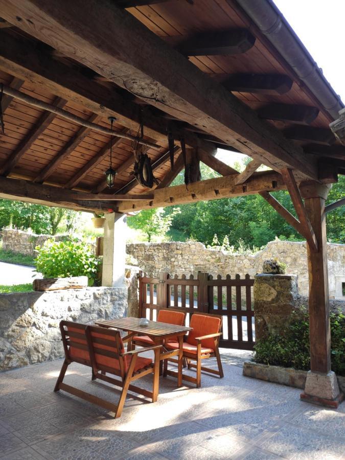 Apartamentos Rurales La Caviana Onís 외부 사진
